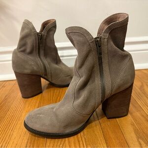 Seychelles Lucky Penny Women's Gray/Taupe Heeled Boots - sz9